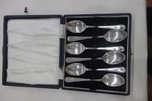 Cooper Bros&Sons Set of 6 Solid Silver Tea Spoons Boxed, Sheffield 1963 - Picture 1 of 7