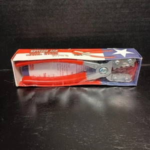 Vintage Texan York Nut Sheller Sealed On Original Box - Picture 1 of 6