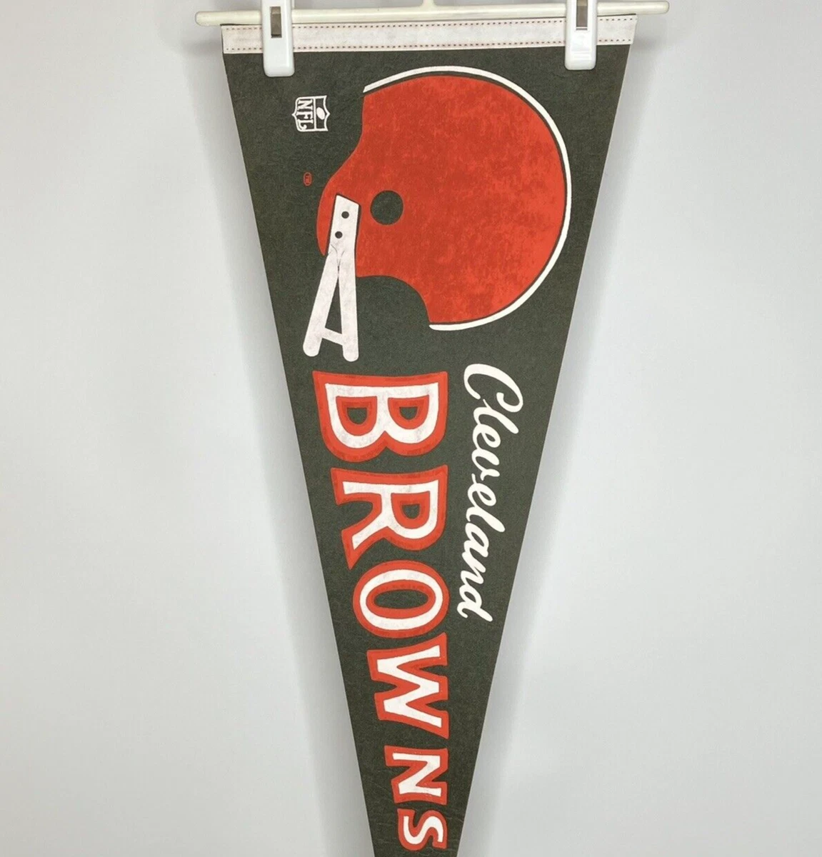Football Cleveland Browns 1970 Vintage Sports Pennants and Flags