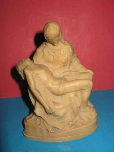 Pieta - a small alabaster sculpture like in the figure of Michelangelo - RARE! - Picture 1 of 18