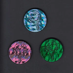 3 Krallen halten den 8 Ball Kunststoff Slammer  - Bild 1 von 1