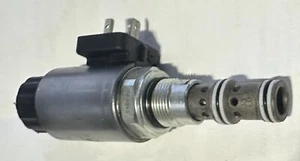 617.3233, Wandfluh Solenoid Valve, MVP M22-350-HB4.5, 159110910 - Picture 1 of 6