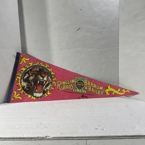 Vintage Ringling Bros And Barnum And Bailey Circus Tiger Pennant 1985 30" - Picture 1 of 4