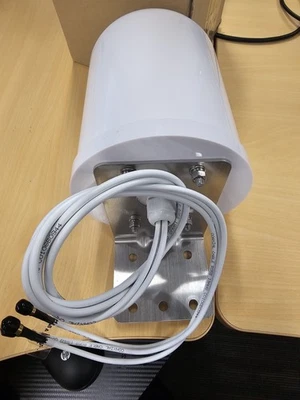 TerraWave® 2.4/5 GHz 6 dBi Wi-Fi MIMO Omnidirectional Antenna M6060060MO1D33620 - Image 1 of 3