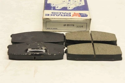 Front Brake Pads for DATSUN NISSAN    Maxima    1981-1984      D319 Foto 1 de 3