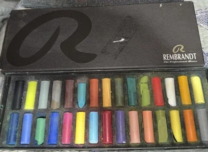 REMBRANDT ARTIST SOFT PASTELS Set of 30 Half Sticks .4" x 1.4" Holland Used - Picture 1 of 10