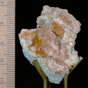 Garnet Grossular Hessonite crystals on matrix natural mineral specimen 275ct - Bild 1 von 7