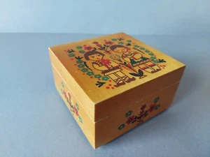 Soviet Ukrainian wooden Box. Ukrainian Bukovina. Souvenir Flowers. USSR - Picture 1 of 18