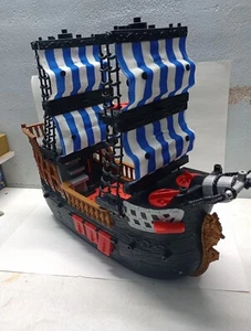 2006 FISHER PRICE IMAGINEXT PIRATE SHIP WITH BLUE & WHITE SAILS , Working Plank - Picture 1 of 7