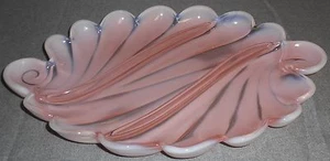 Duncan & Miller SANIBEL PATTERN Pink Opalescent TRI DIVIDED RELISH - Picture 1 of 6