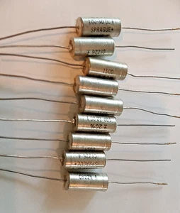 10 NOS Sprague 100uF 10V 150D Axial Metal Sealed Tantalum Electrolytic Capacitor - Picture 1 of 4