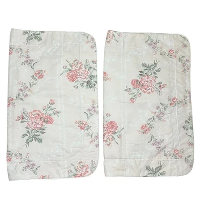 Juego de 2 fundas de almohada estándar acolchadas de colección Laura Ashley rosa ramos melocotón Foto 1 de 4