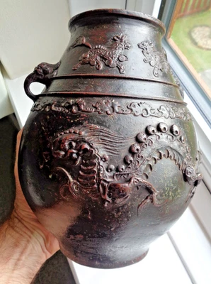 JARRÓN JAPONÉS DE BRONCE EDO SIGLO XVIII / XIX - DRAGÓN LEVANTADO Y SHISHI Foto 1 de 4