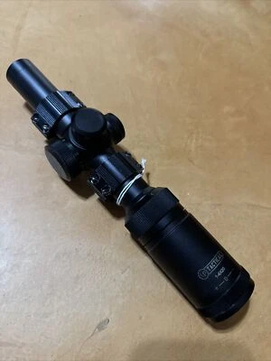 Mira para rifle Centerpoint Optics 72002 1-4x20 MSR y retícula de vidrio, montaje Weaver Foto 1 de 2