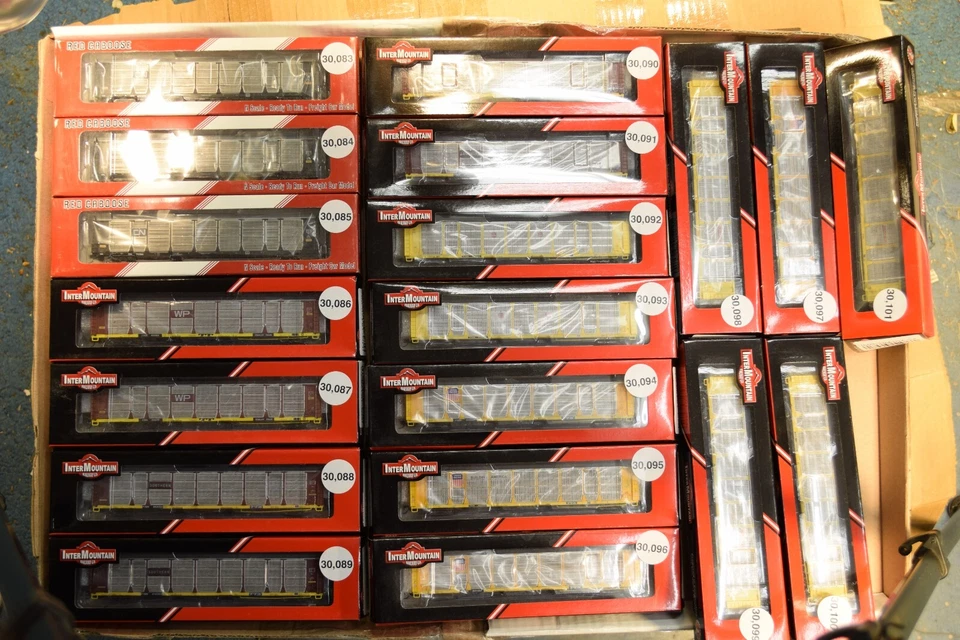 N Scale AUTORACK INTERMOUNTAIN RED CABOOSE UP BNSF WP C cars sold individually, - Image 1 of 1