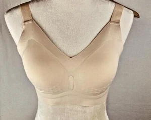 Everyday Lounge Bra Wireless Molded Cup Soft Breathable Nylon Spandex Size Large - Picture 1 of 9