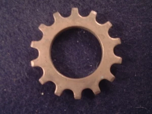 Regina Oro 16T Freewheel Cog NEW / NOS Vintage 16t First-Position Threaded- #5 - Picture 1 of 1