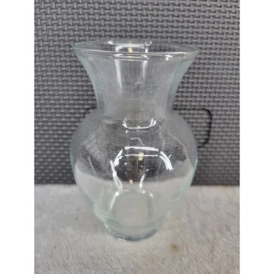 Jarrón de vidrio transparente pequeño sobremesa con acento decorativo Foto 1 de 4