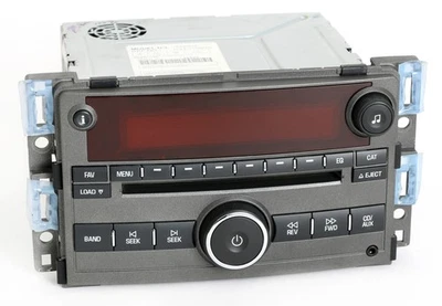 Reproductor de CD Saturn Aura 2007-08 Radio AMFM de 6 discos con entrada auxiliar 15835878 Foto 1 de 4