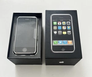 Old Stock Apple iPhone 2g 8gb 1st Generation Collector Piece 12 icon - AT&T Box - Picture 1 of 5