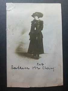 TAG DAY WW1 RPPC Woman CHARITY red cross WAR EFFORT patriotism vintage photo - Picture 1 of 7