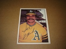 Sal Bando SIGNED 1975 SSPC baseball card # 497 Oakland A's Near Mint NICE