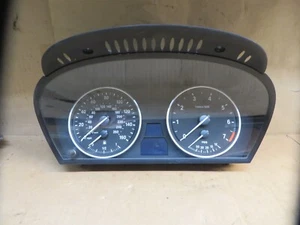 BMW SPEEDOMETER CLUSTER GAUGES oem # 62 11 9 170 267 - Picture 1 of 8