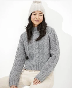 NWOT - AMERICAN EAGLE Sweater Medium Mock Neck Gray Chunky Cable Knit Pullover - Picture 1 of 10