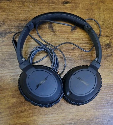 Bose SoundTrue On Ear Headphones Black - Image 1 of 3