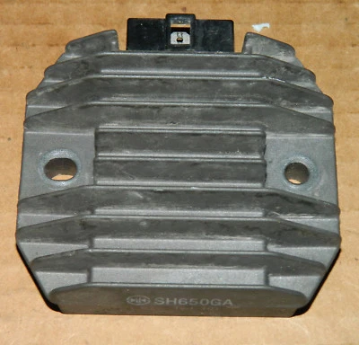 Voltage Regulator 3-Phase 2011 Kawasaki Ninja 250R EX250 - Image 1 of 4