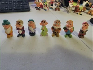 Vintage Disney Snow White Seven Dwarfs Dwarves PVC Figure Set - Picture 1 of 1
