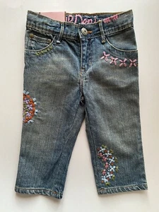 GAP Girls Denim Jeans Skinny Floral Embroidered Size 3 Years NWT - Picture 1 of 3