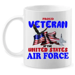 Taza de café: ""Orgulloso veterano de la Fuerza Aérea de los Estados Unidos"" (FVET) - ENVÍO GRATUITO - Imagen 1 de 3