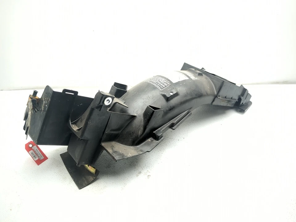 86 87 Honda VFR 700 F Interceptor guardabarros interior trasero protector contra salpicaduras TRSH  Foto 1 de 4