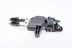 2016 - 2022 LEXUS RX350 FRONT RIGHT PASSENGER SIDE DOOR HANDLE BASE BRACKET OEM - Picture 1 of 10