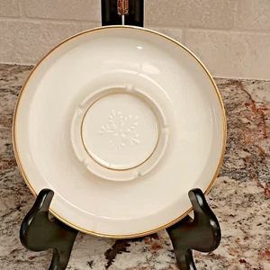 Vintage LENOX 7" Round ASH TRAY 24k GOLD RIM EMBOSSED Made in USA - Picture 1 of 5