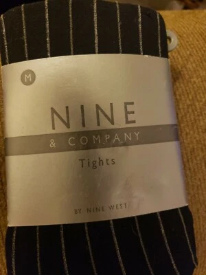 Medias NINE & Company NINE WEST Talla Mediana, NUEVAS - Etiqueta dice 400 Azul Marino se ve Negro Foto 1 de 4