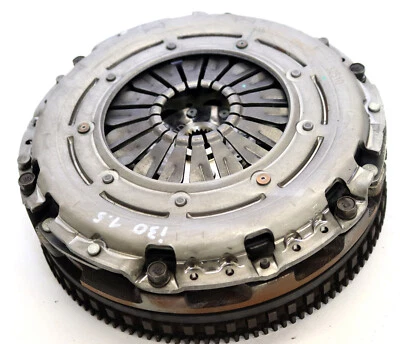 Hyundai I30 PDE Facelift 1.5T-GDI Flywheel Dual Mass Flywheel Clutch 25,000 Miles - Image 1 of 4