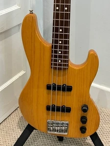 Fender Jazz Bass Plus, natural finish in good condition, early 90's - Picture 1 of 16
