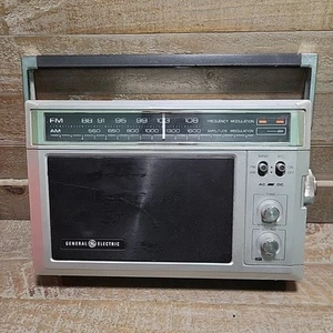 Vtg 60's General Electric GE AM/FM Portable Radio Dual Power WORKS Ga. Power Co. - Picture 1 of 24