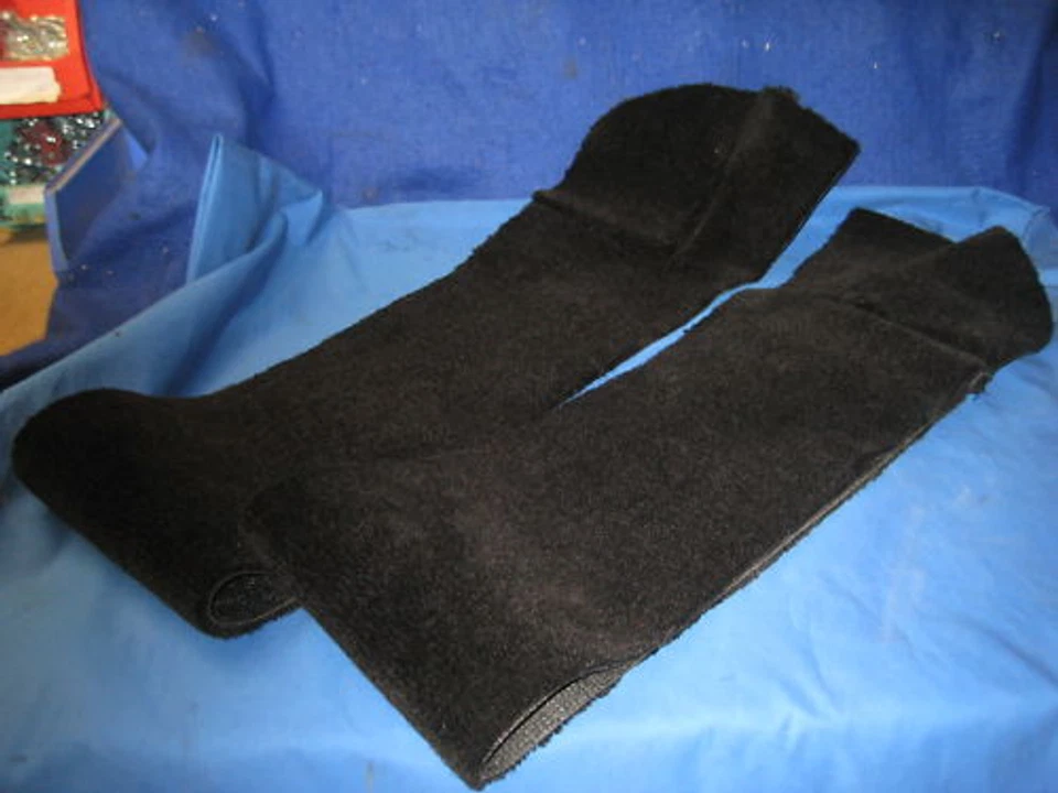 MG NEW PAIR OF BLACK MGB ROADSTER OR GT SILL CARPETS CILL *** RB14 - Image 1 of 1