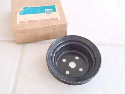 Buick Regal Century Centurion GS LeSabre 1973 polea de bomba de aire 1241519 nuevo en stock  Foto 1 de 4