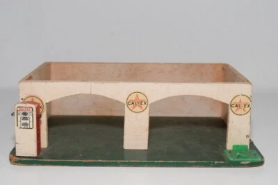 B14 1:43 TEKNO DANIMARCA STAZIONE DI SERVIZIO POMPA BENZINA GARAGE COSTRUZION... - Immagine 1 di 4