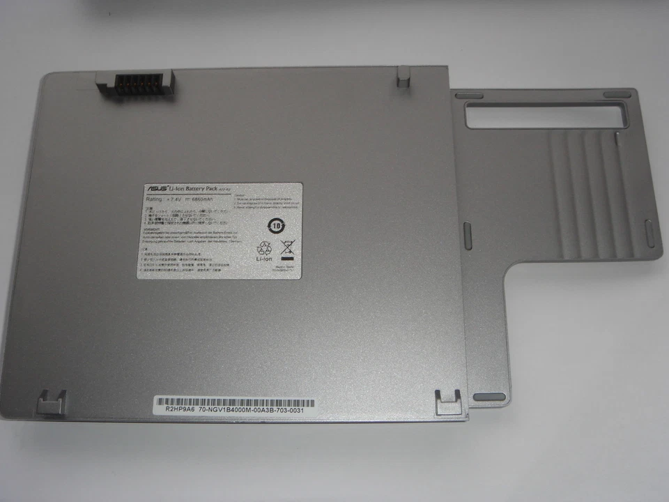 Batteria Originale ASUS A22-R2 7,4V 6860mAh Genuino Accumulatore Nuovo - Immagine 1 di 2