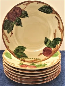Set of 8 Franciscan Apple (USA) Dinner Plates LK - Picture 1 of 2