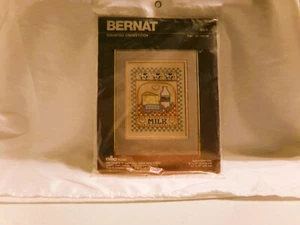 Bernat gezähltes Kreuzstich-Set - Milch 14 kt gleichmäßig gewebt 8" x 10" - Bild 1 von 4