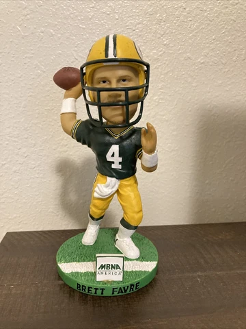 Green Bay Packers MBNA Brett Favre Bobblehead Cover