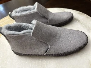 NEW TOMS Womens Slippers Soft Gray Size 5 Slip On Flats - Picture 1 of 9