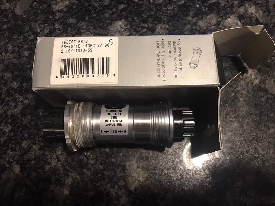 Nuevo de Lote Antiguo Shimano Octalink V2 Soporte Inferior - BB-ES71 68E 113mm Foto 1 de 1