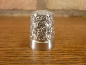 A nice Vintage Size 5 James Swann Thimble Hallmarked silver Birmingham 1963 - Picture 1 of 1